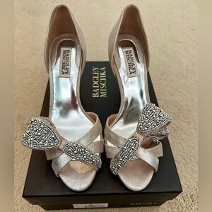 Badgley Mischka Beaded Dress Sandal, 7.5, Never Worn, 3 Inch Heel.